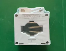 Instrument transformer