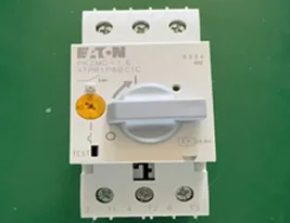 Electric motor circuit breaker